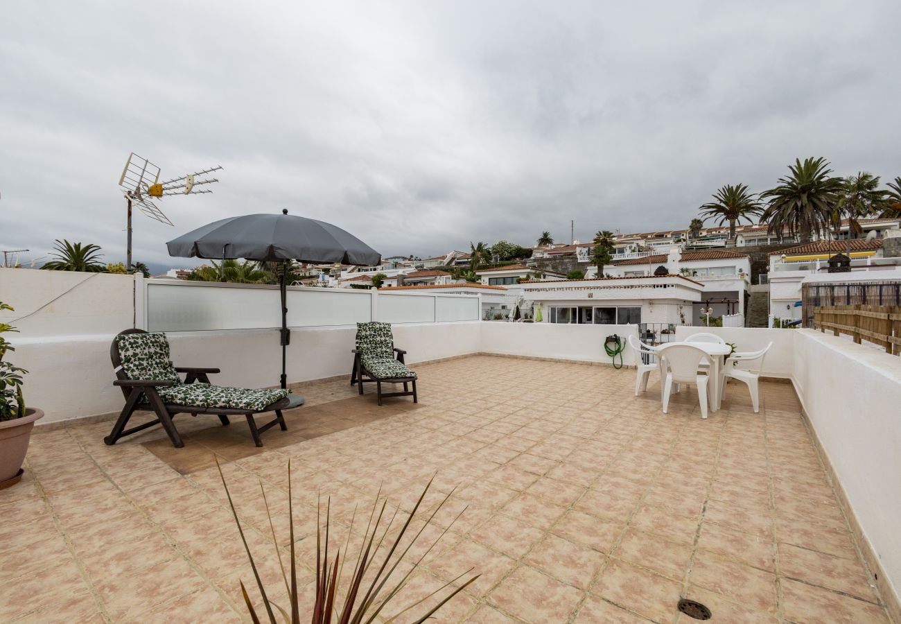 Apartment in Los Realejos - Cozy apartment with roof terrace, sea and mountain views