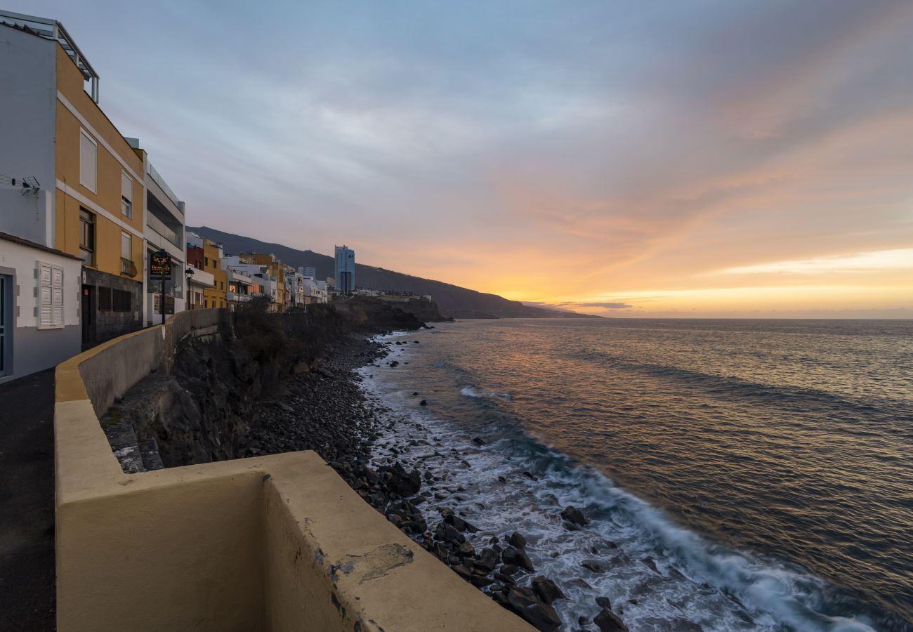 Apartment in Puerto de la Cruz - Holiday Home Apartment Blue Ocean