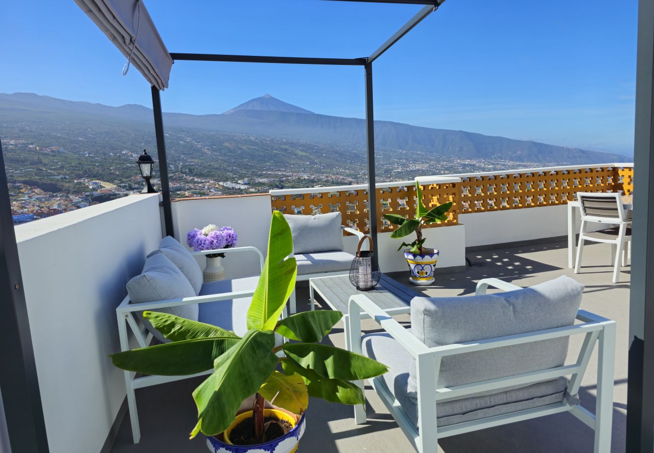 Apartment in La Orotava - Elegant, Comfortable Penthouse with Scenic Views