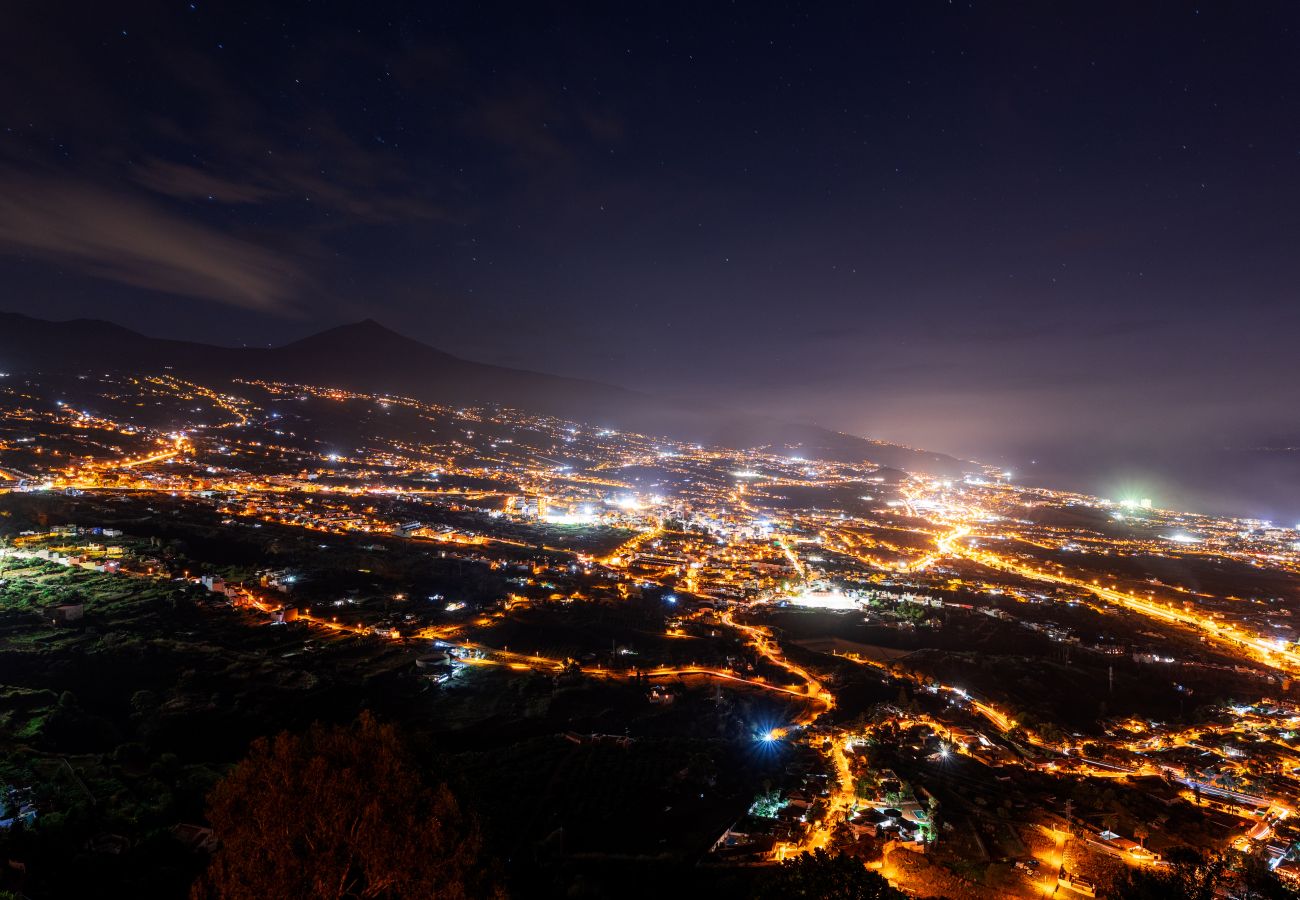 Apartment in La Orotava - Elegant, Comfortable Penthouse with Scenic Views